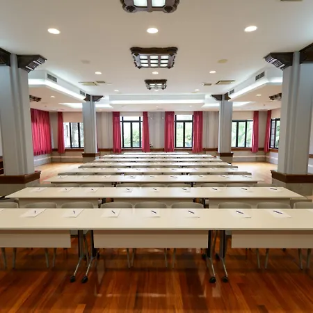 Escuela Hotel