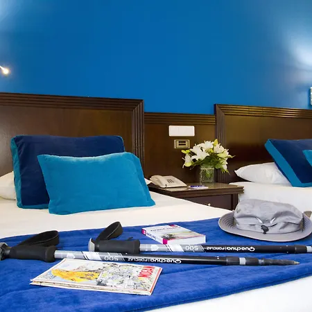 Escuela فندق سانتا بريخيذا