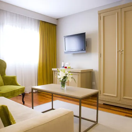 فندق Escuela سانتا بريخيذا