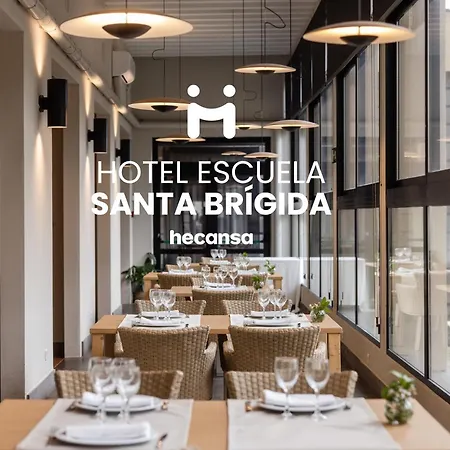 Escuela 4* Santa Brígida