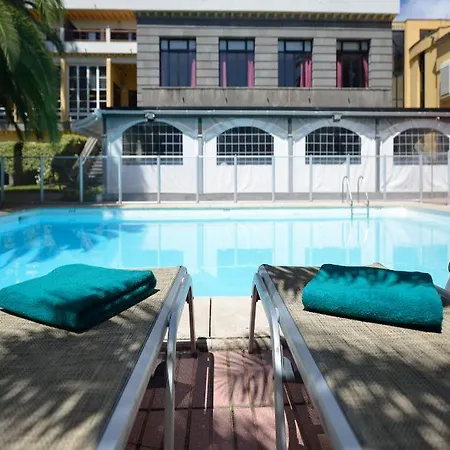 Escuela Szálloda 4*